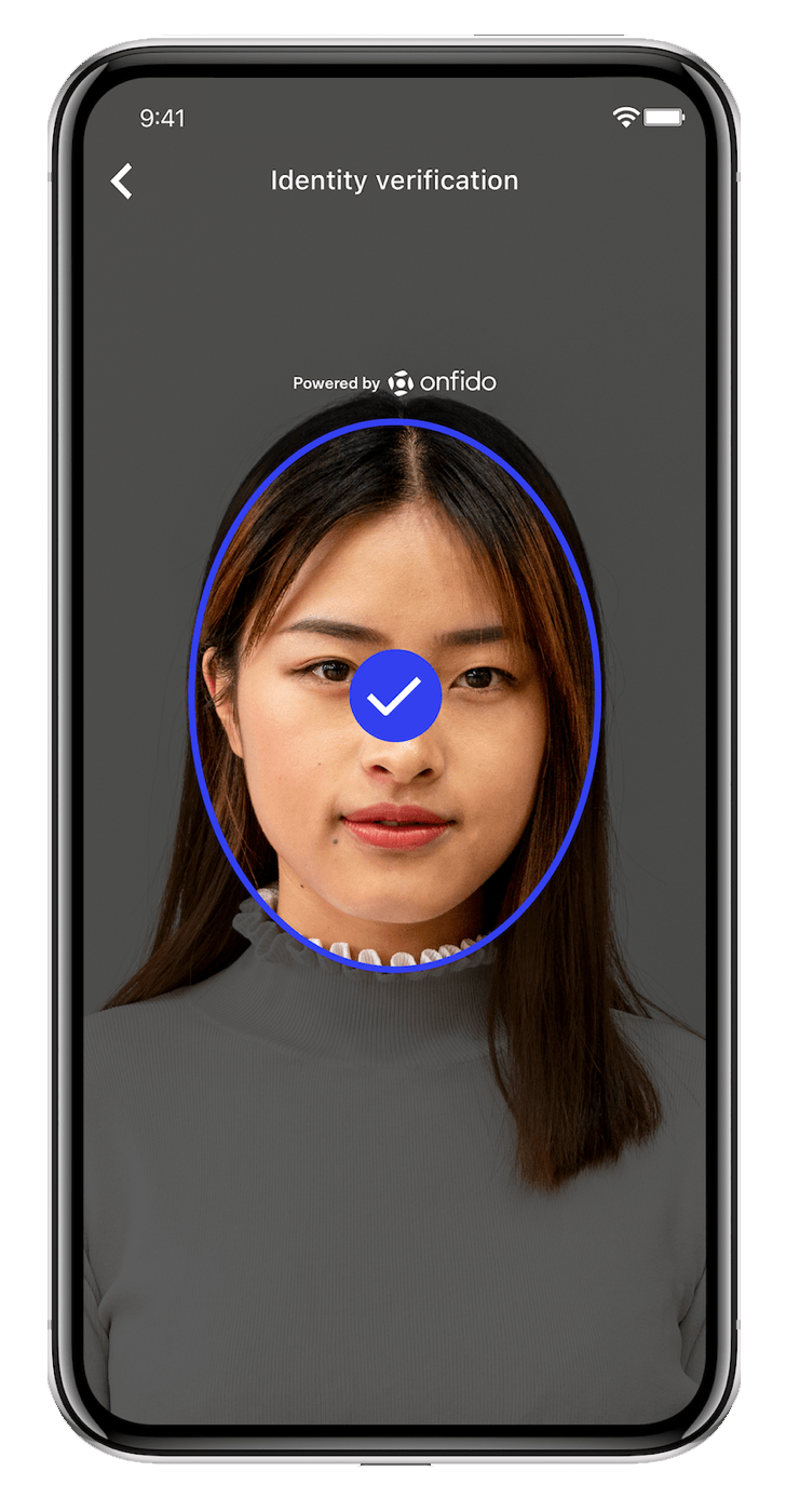 Onfido mobile app screen capture for face recognition